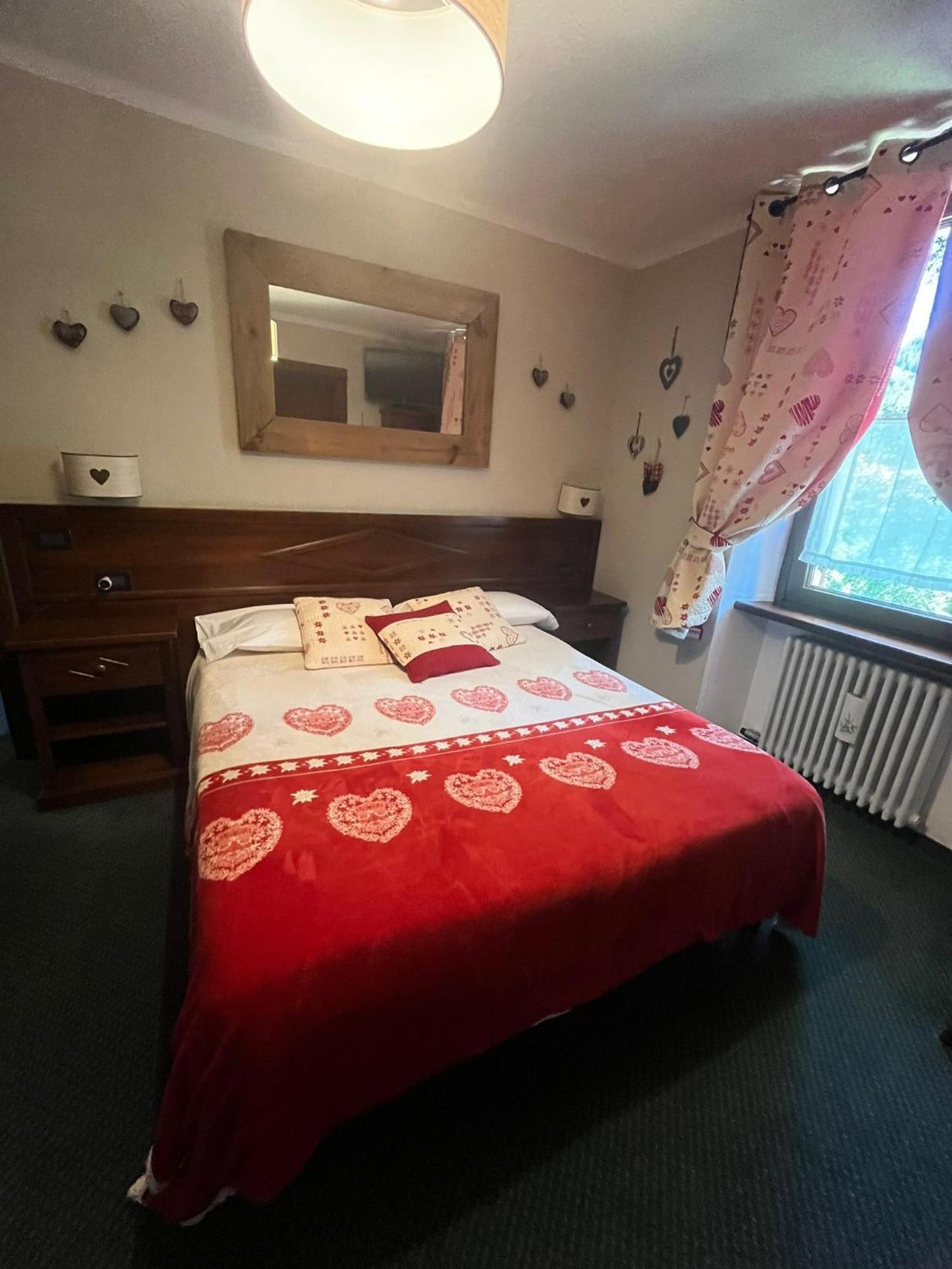 Hotel Stella Del Nord Courmayeur Esterno foto