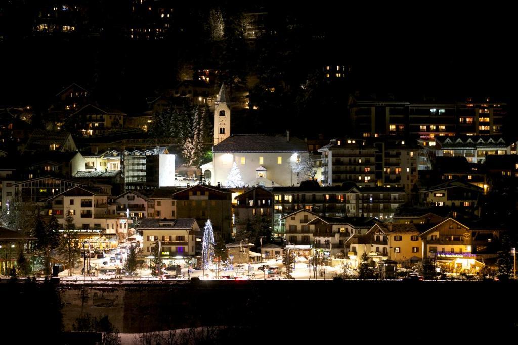Hotel Stella Del Nord Courmayeur Esterno foto