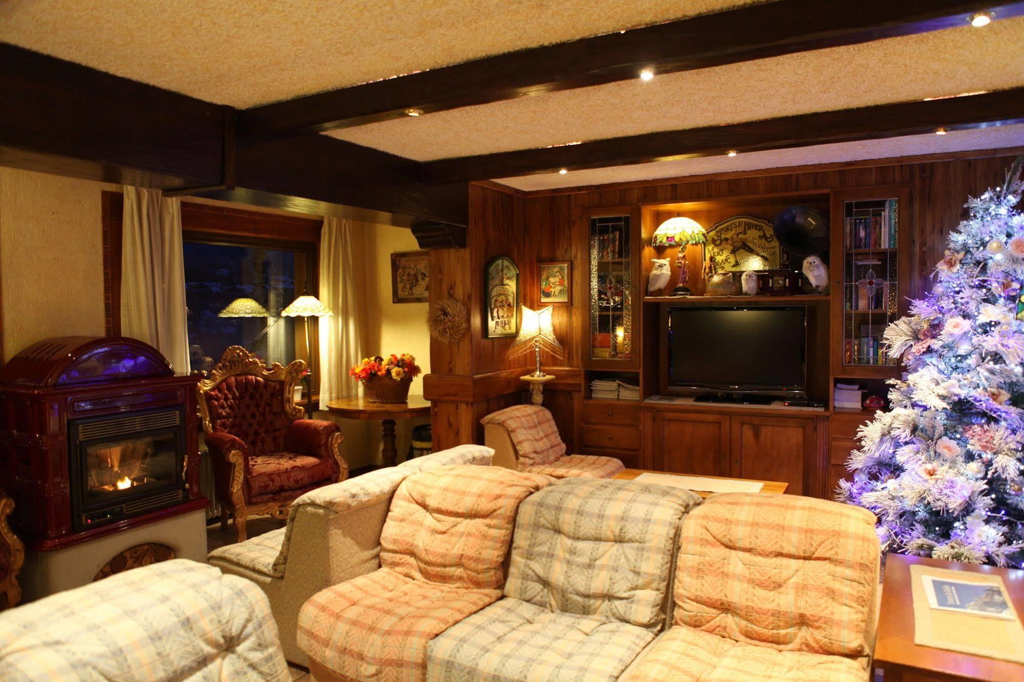 Hotel Stella Del Nord Courmayeur Esterno foto