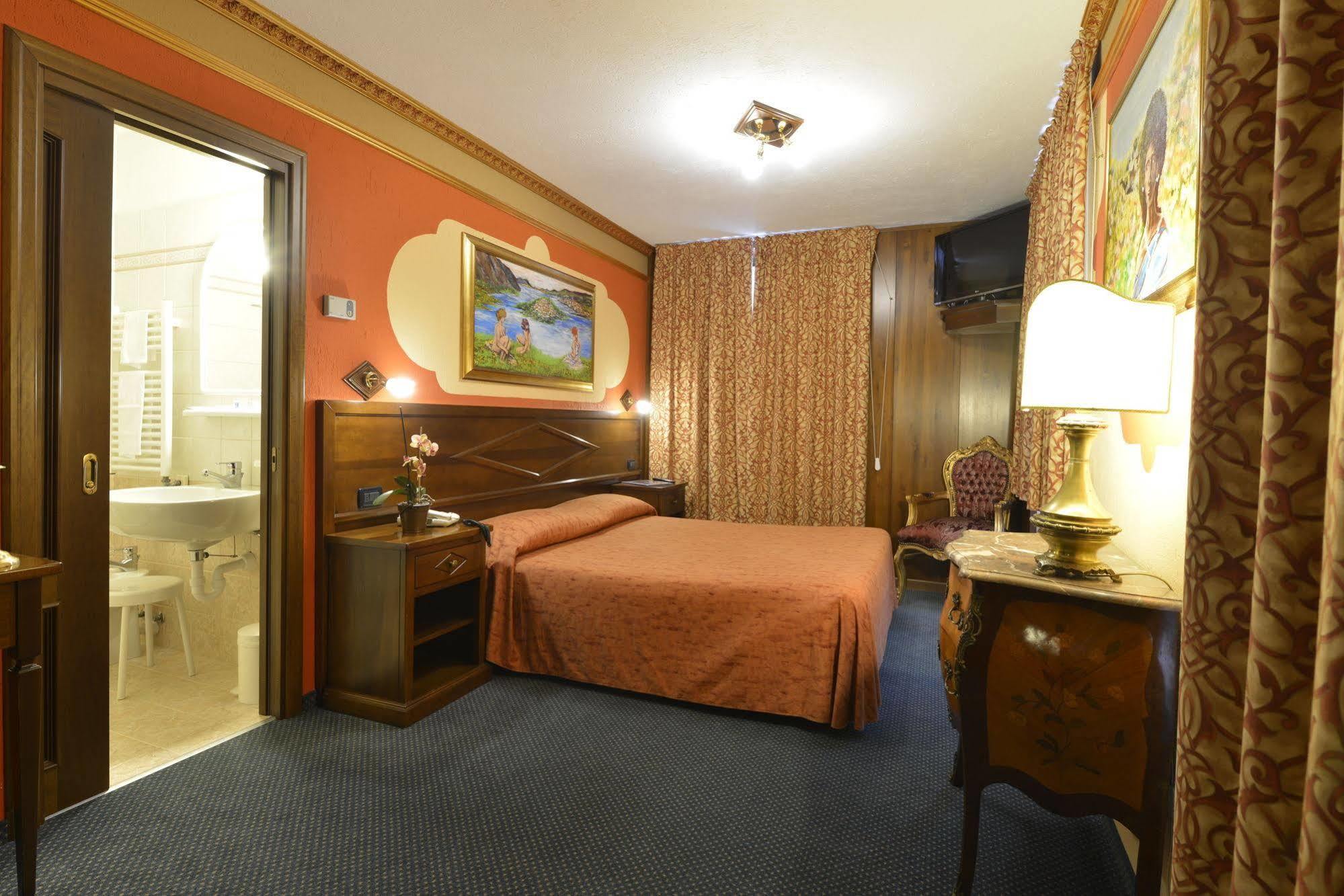 Hotel Stella Del Nord Courmayeur Esterno foto