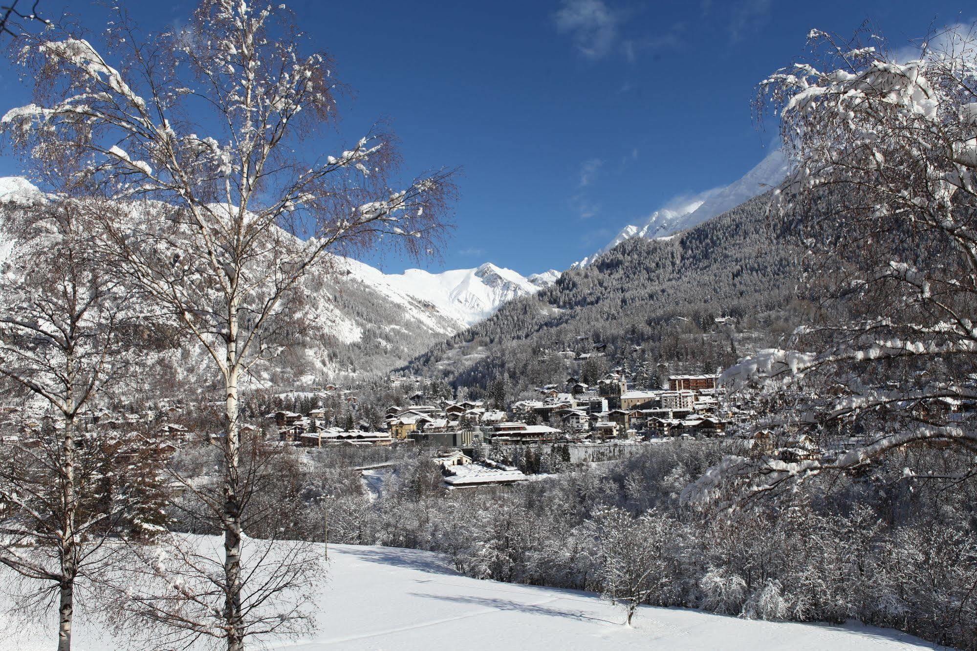 Hotel Stella Del Nord Courmayeur Esterno foto