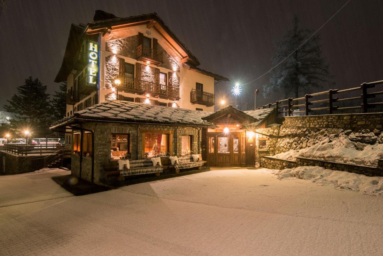 Hotel Stella Del Nord Courmayeur Esterno foto